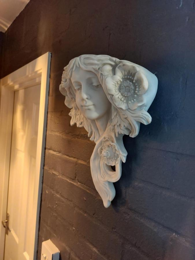 Ferienwohnung Romeo & Juliet'S With Private Parking Stratford-upon-Avon Exterior foto